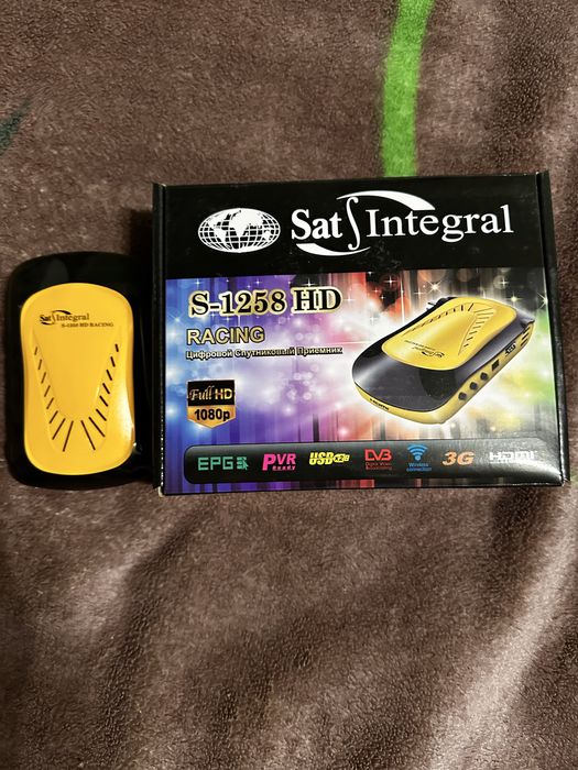 Спутніковий ресівер satintegral s-1258