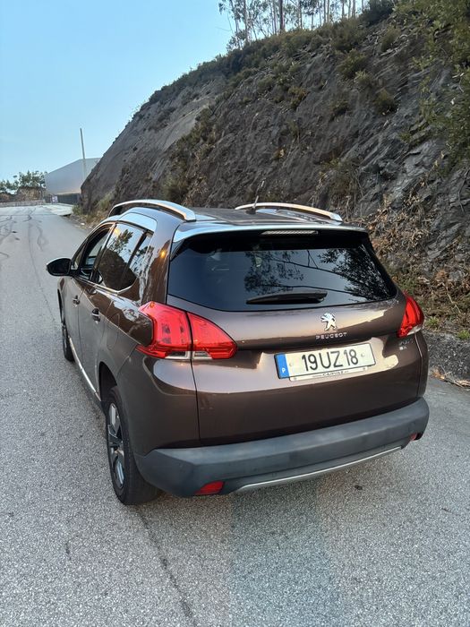 Peugeot 2008 - Gasoleo (desde 200 euros mês)