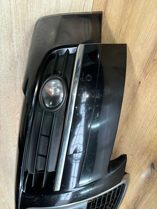 Zderzak przedni Audi A6 C6 4x pdc kolor lz9y