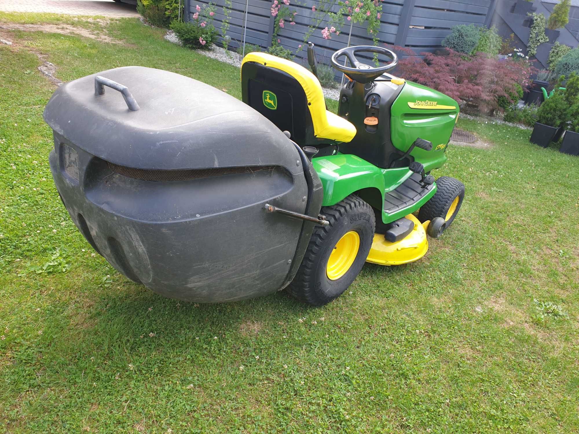 Traktorek kosiarka John Deere LTR166 Vanguard  v2 kosz