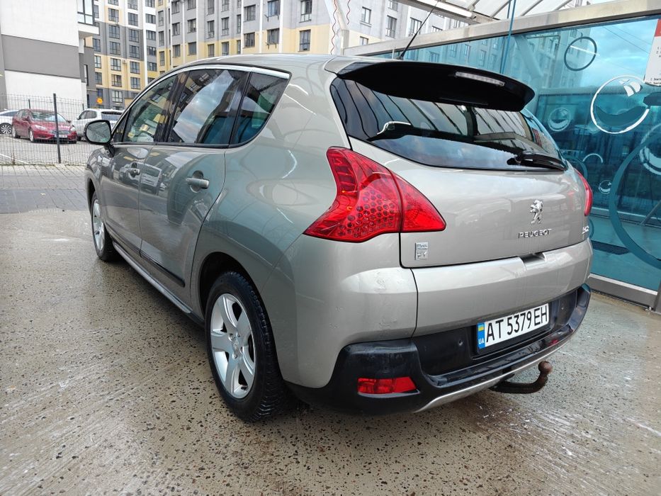 Peugeot 3008 2.0дизель-гібрид