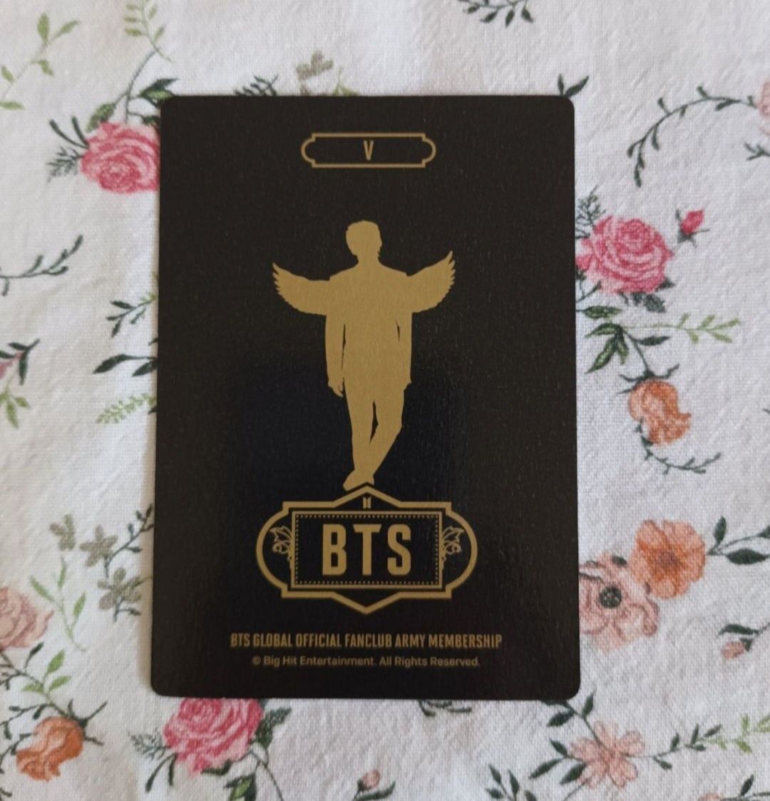 BTS karta Taehyung Membership 2020 + stojaczek na karty