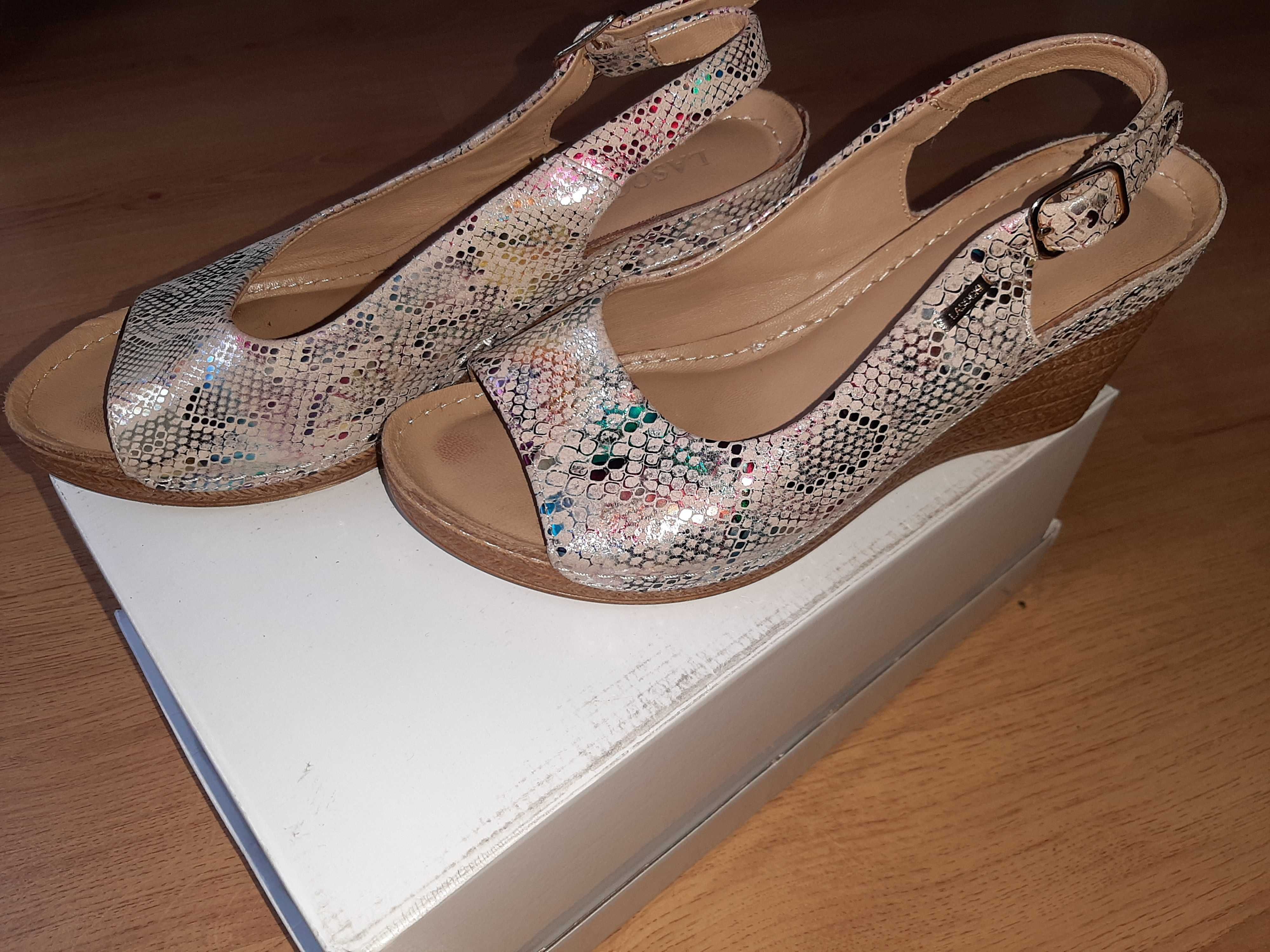 Sandały buty na koturnie skóra Lasocki r.40
