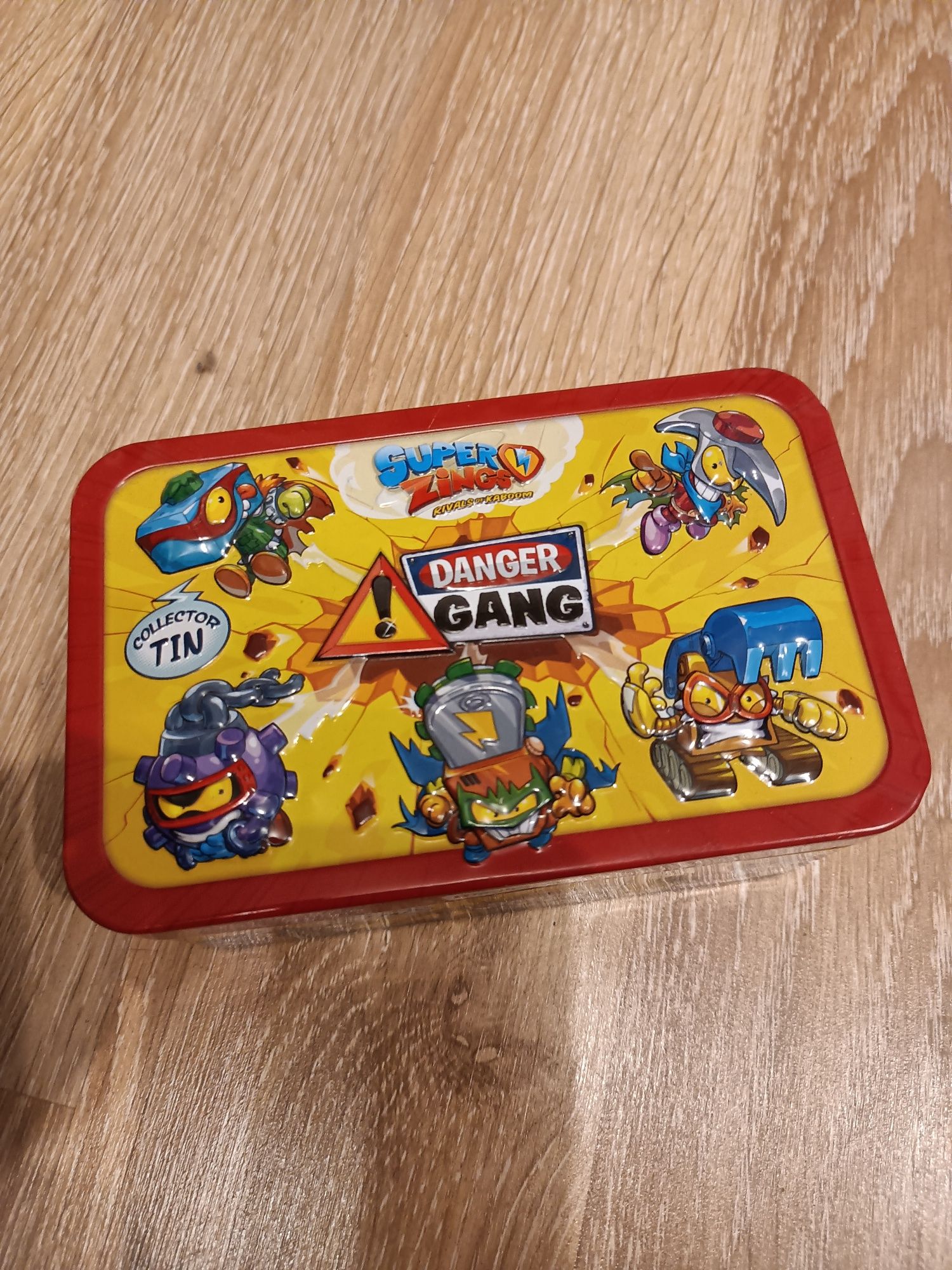 Figurki Super Zings z akcesoriami, 124 sztuki