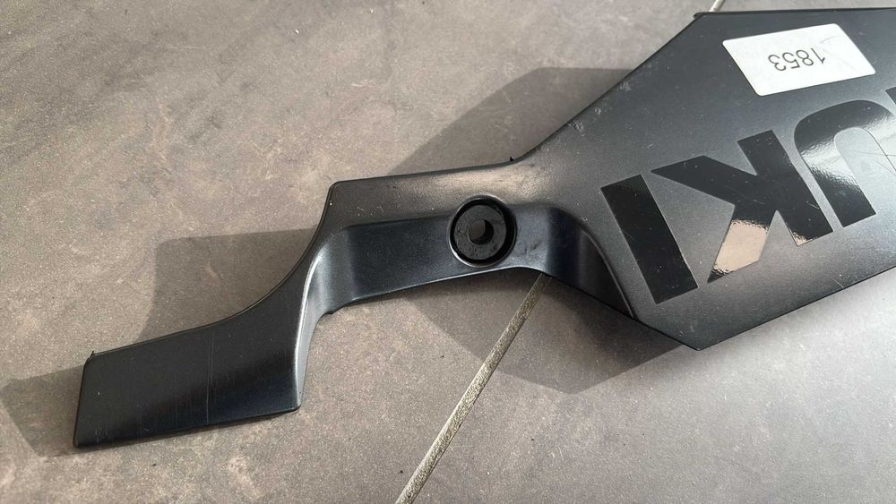 Osłona Owiewka Pług Lewy Suzuki GSX-R 600. 750 K6 K7 [1853]