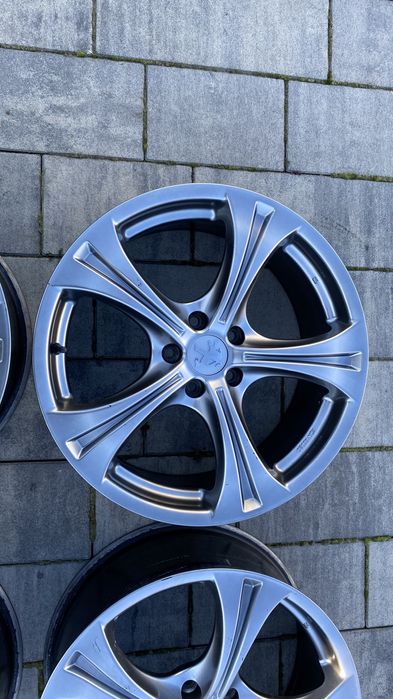 Felgi aluminiowe Alutec do Peugeot 508 5x108 18 cali