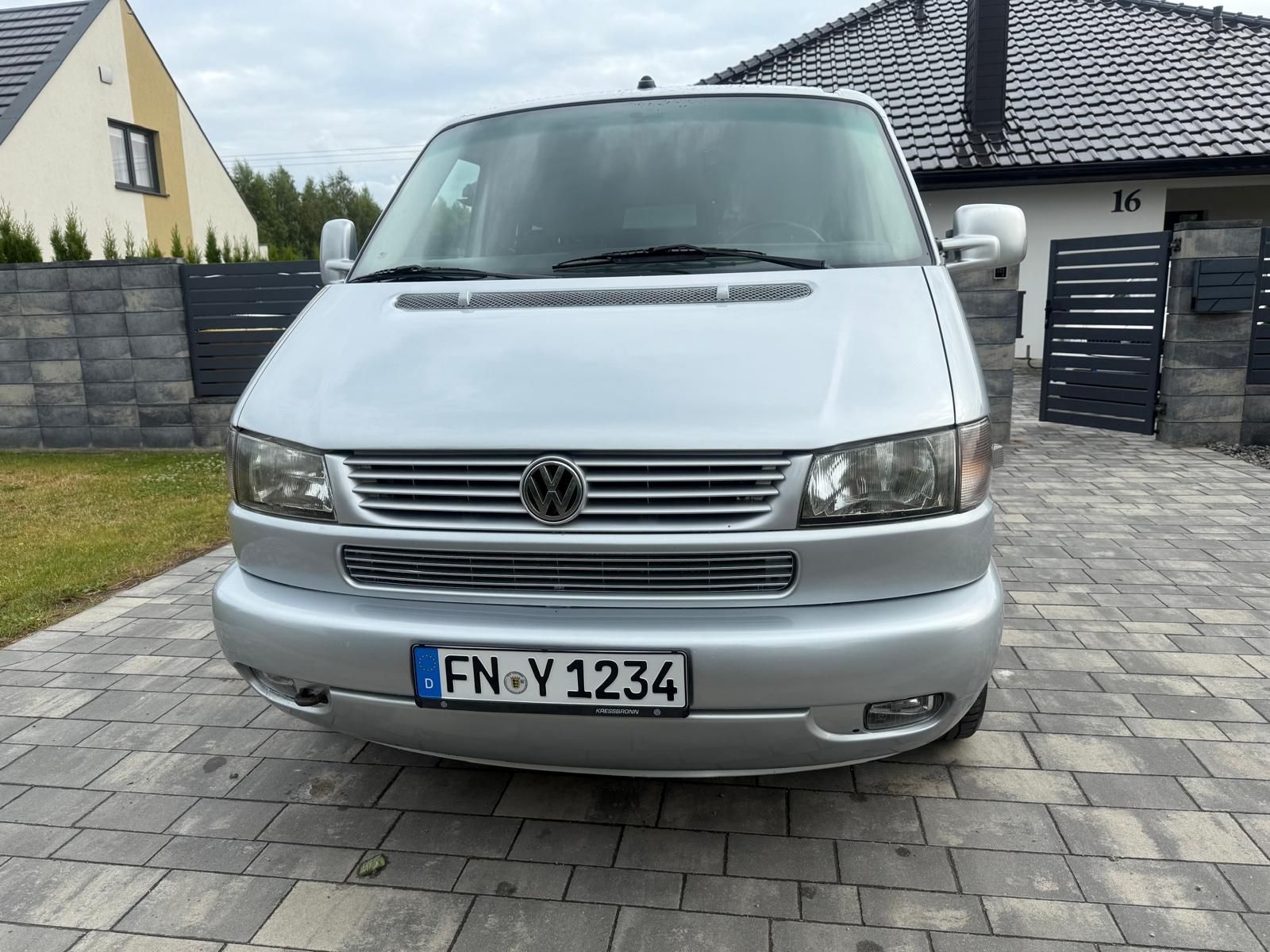 WV Multivan 2,5TDI 150km.2002rok zapraszam