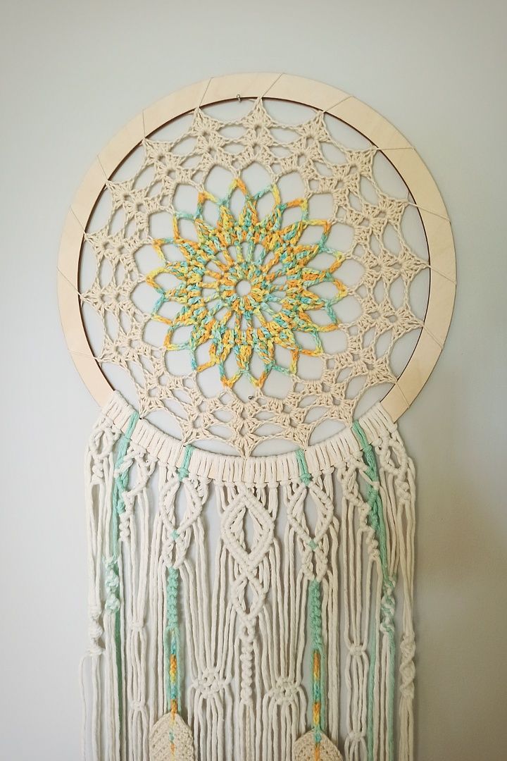 Duży łapacz snów w stylu boho, makrama, ozdoba ścienna, mandala, pióra