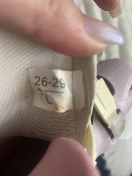 Patins em linha rosa  em bom estado