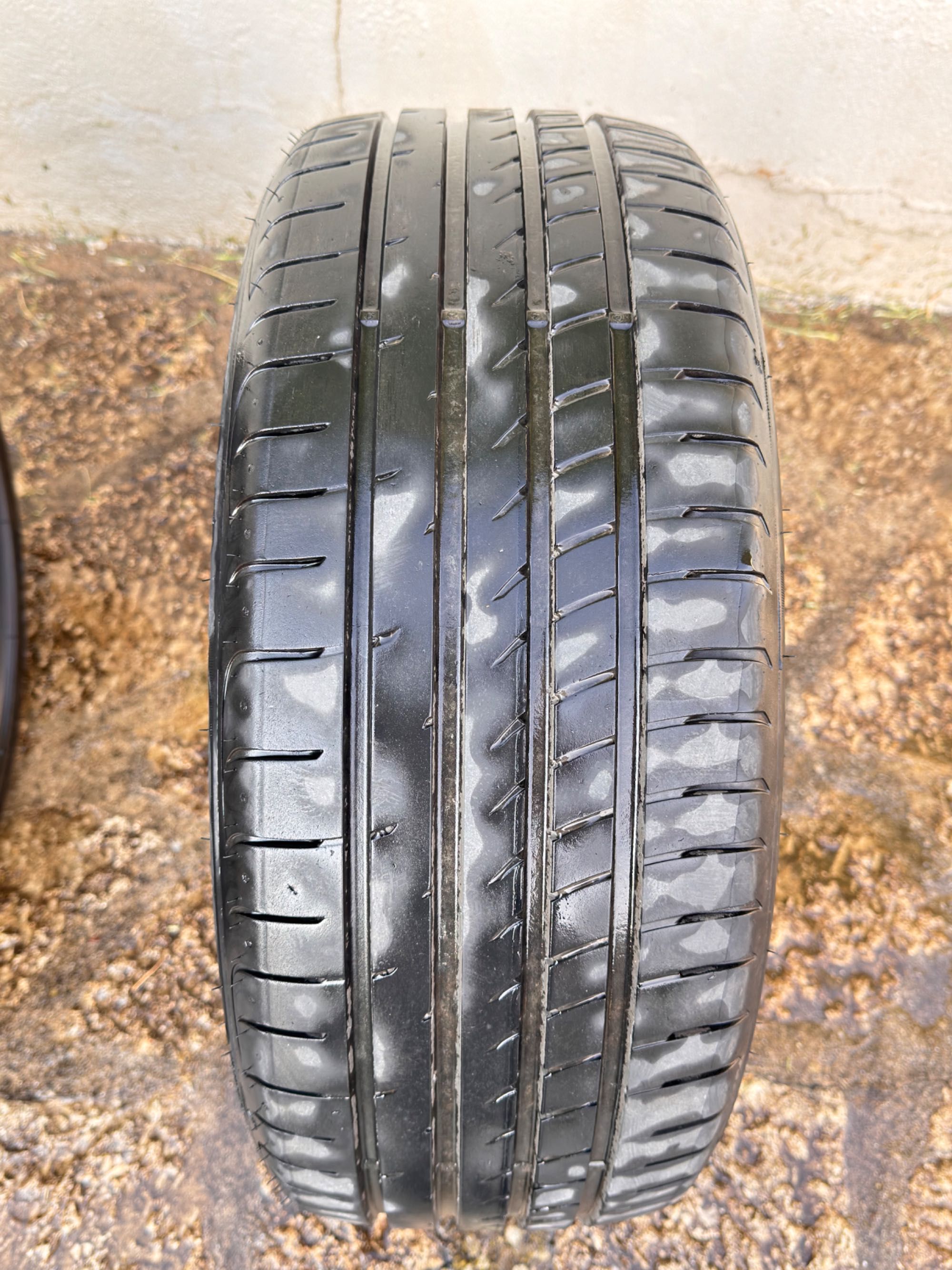 Pneus Good Year R18