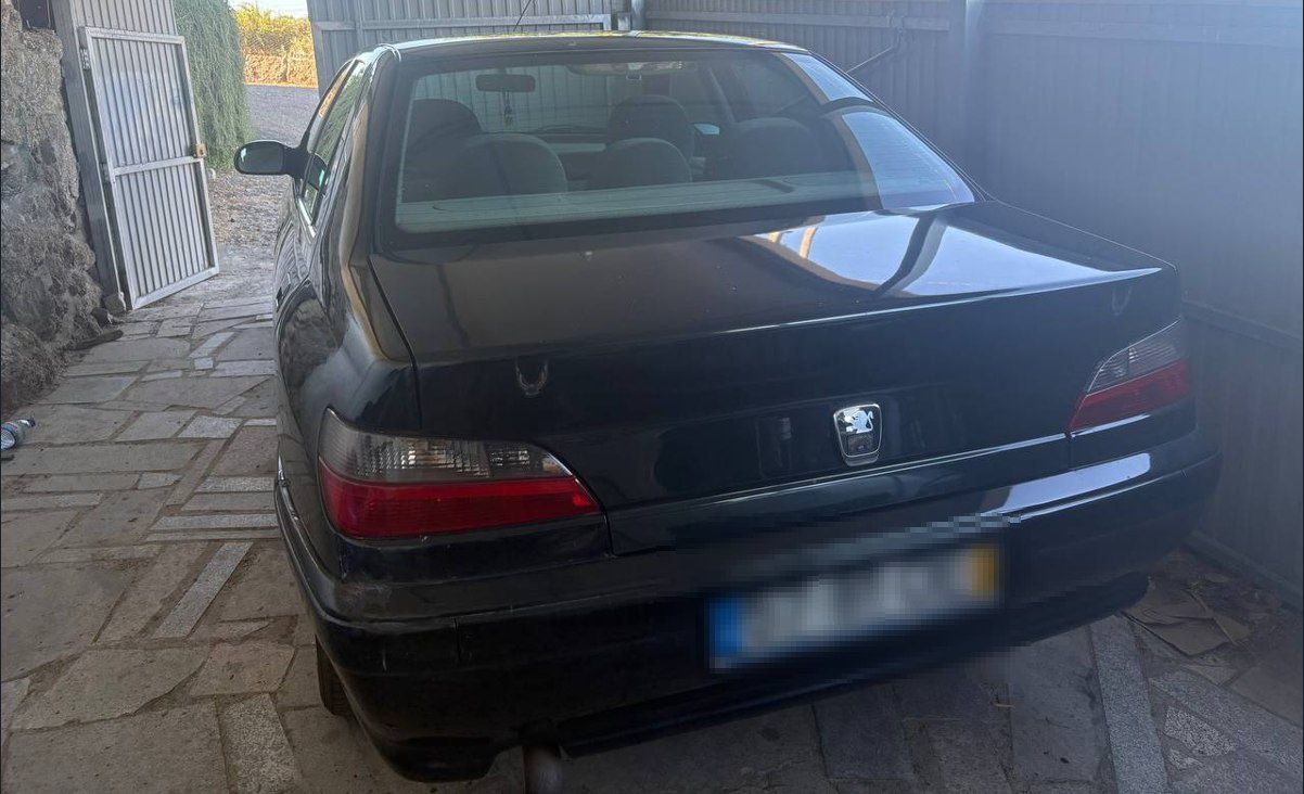 Carro Peugeot 406
