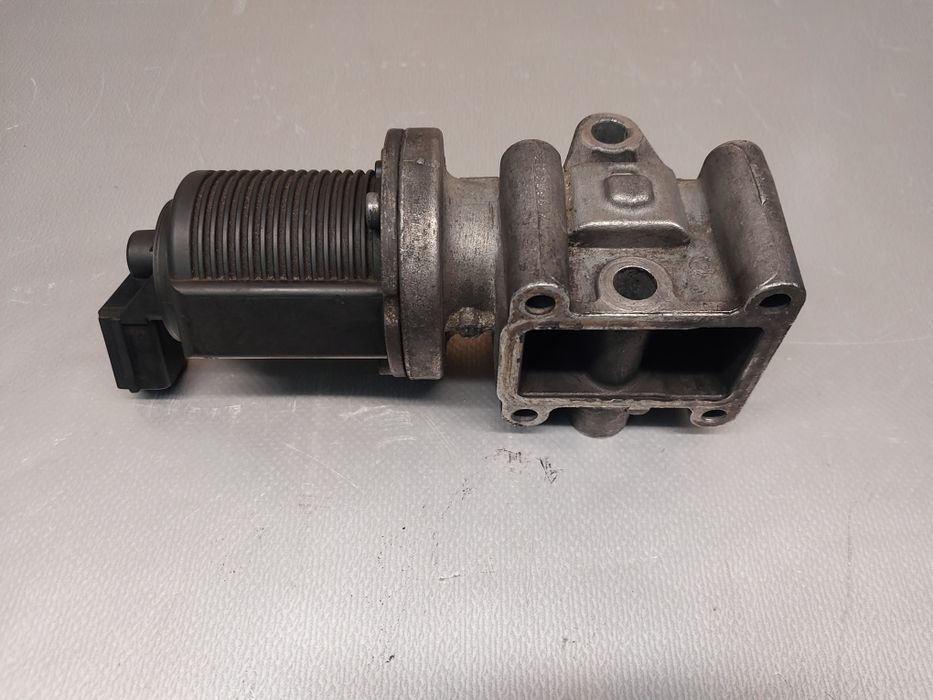 Stan BDB 1.9 CDTI 150KM zawór EGR Vectra C Signum Zafira B Astra H