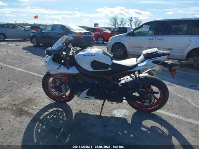Suzuki GSX-R600 2024