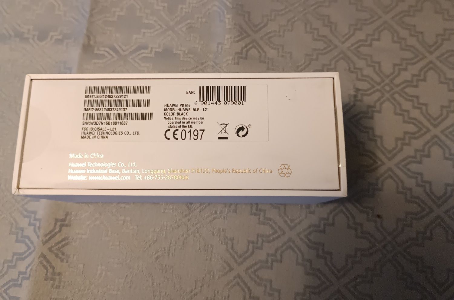 Oryginalne pudełko od Huawei 8 lite