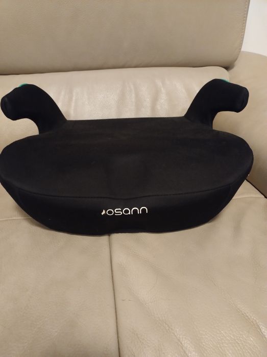 Siedzisko samochodowe bezpieczne  dla starszaka, powyżej 135 cm wzrost