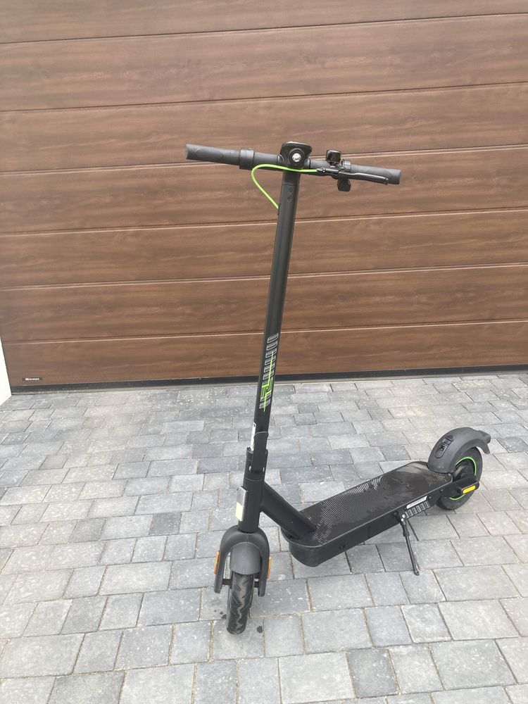 Acer Electric Scooter Series 5 AES025 500w/36V 10” IPx5 60km