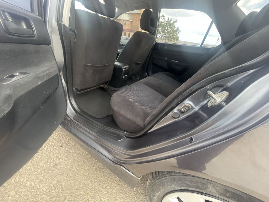 Mitsubishi Lancer 9 гаражне зберігання