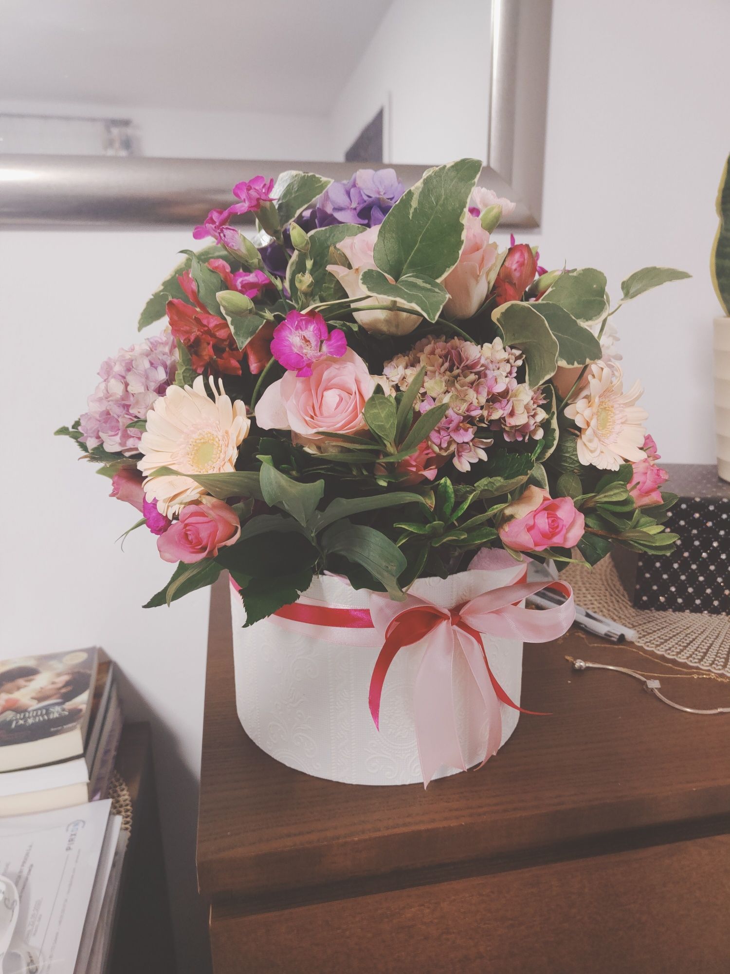 Flowerboxy, kompozycje kwiatowe