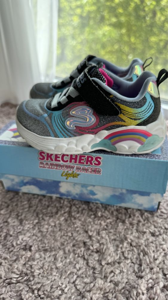 Кросівки дитячі на дівчинку Skechers