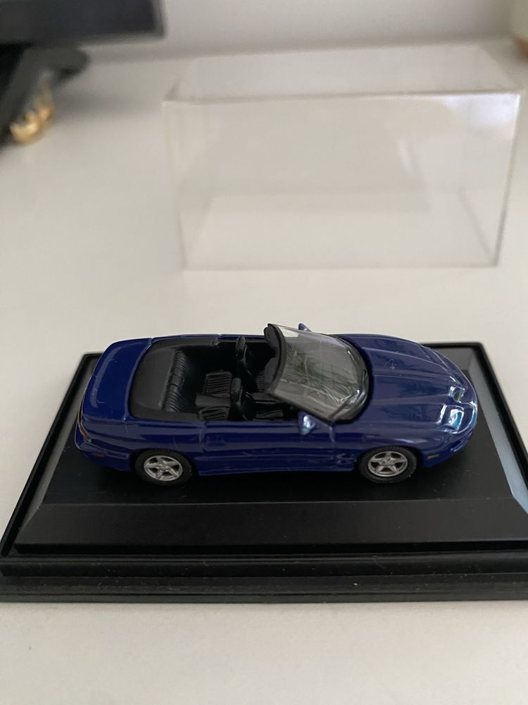 Model Pontiac Firebird skala 1:87