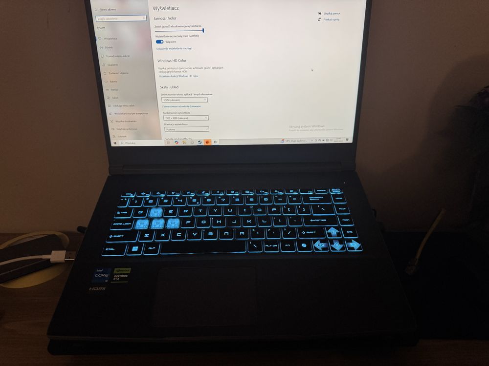 Laptop Msi Thin  15 B RTX2050+ podkładka chłodząca tracer