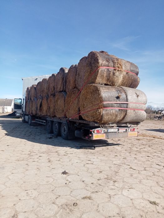 Uslugi transportowe , Sprzedaż słomy, siana wraz transportem