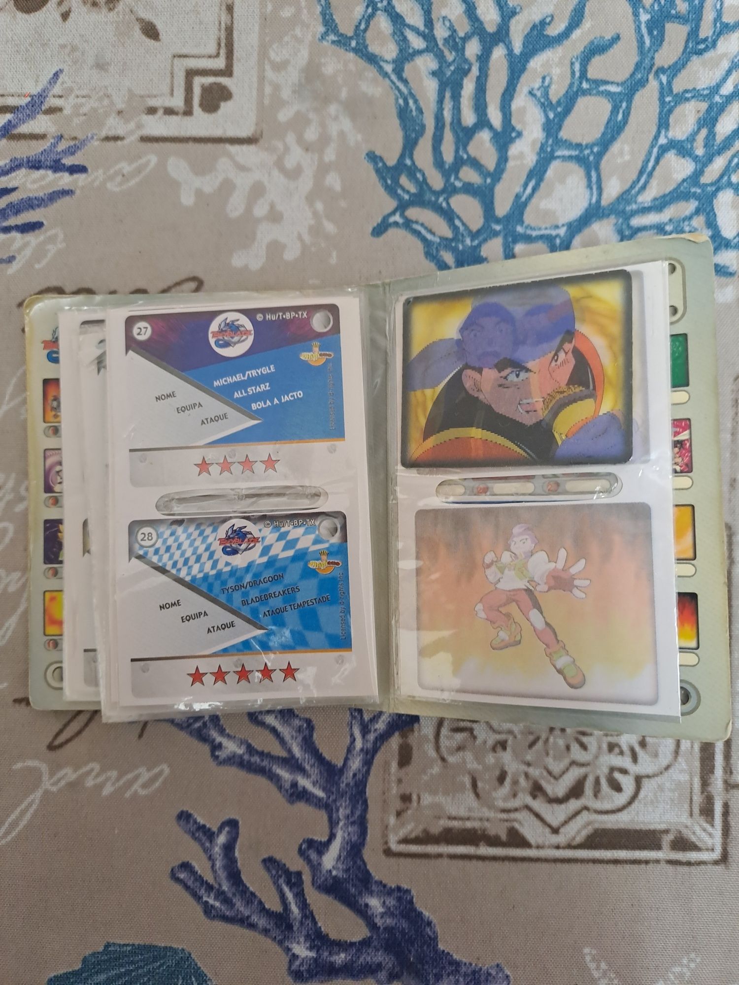 Cardeneta Beyblade clássico da chipicao