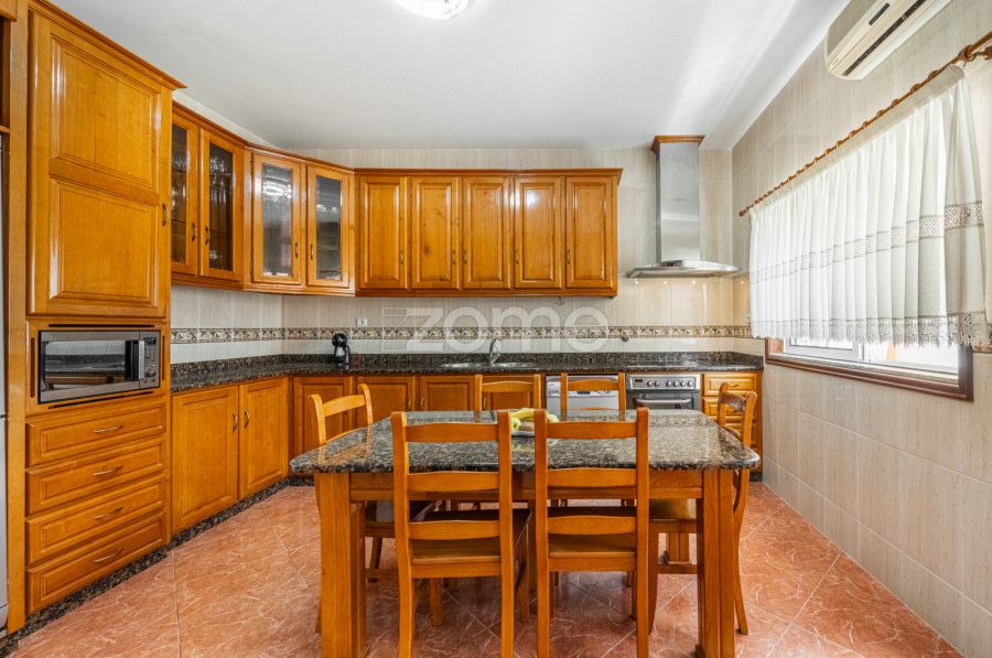 Moradia T3 - Louro, V.N.Famalicão