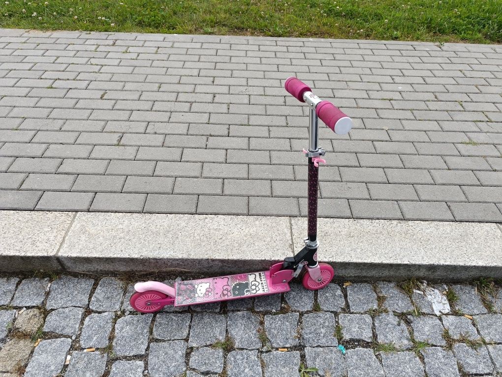 Trotinete hello Kitty