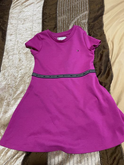 Vestido Tommy Hilfiger comprado em loja 98cm (NOVO)