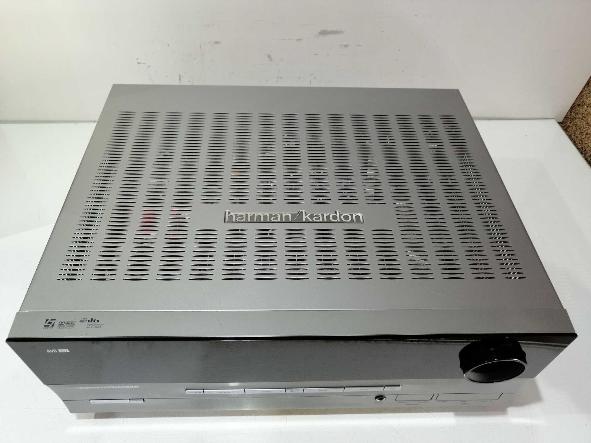 Amplituner Harman Kardon AVR 137 + Odtwarzacz DVD 22 + PILOTY