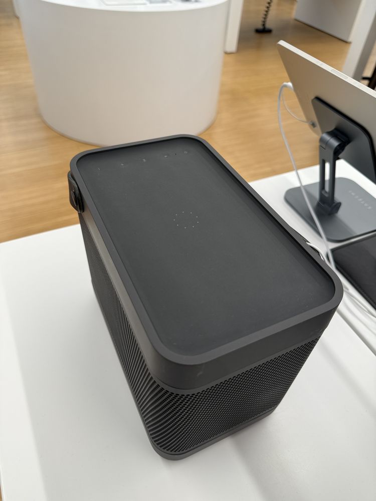 Колонка Bang&Olufsen beolit20