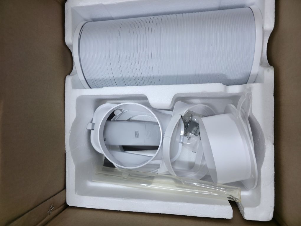 НОВИЙ Мобілиний кондиціонер Comfee 8000 BTU економний А+ від 30м2
