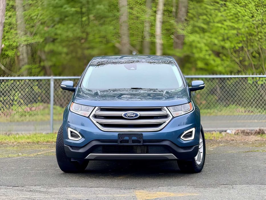 Ford Edge      2018
