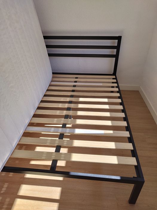 Cama Zinus 135x 190 / colchão viscoelástico 135x190