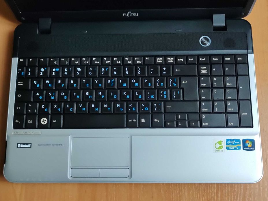 Fujitsu Lifebook A531,i5-2450M,ОП-12Гб/SSD/HDD/ліц.Win11