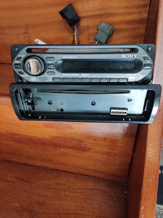 Radio Sony como novo