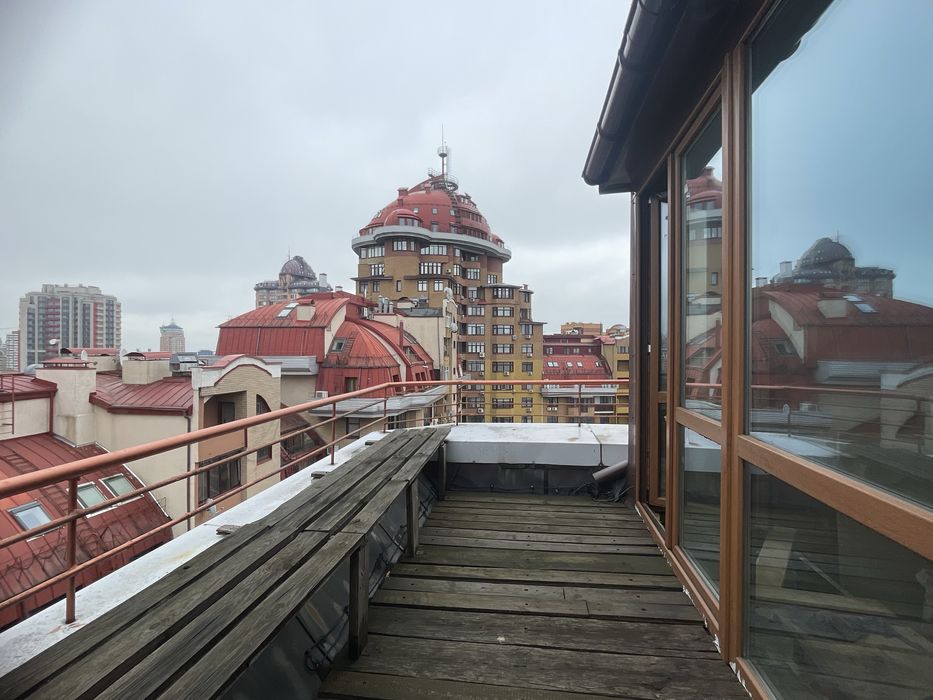 Продам 2 кімн.квартира 56 м.кв, 18 поверх, метро Печерська