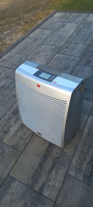 Oczyszczacz powietrza LUX  Aeroguard sense UV