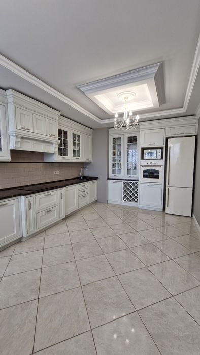 Продам 3к в ЖК Паркова Вежа Перемишльська вул. (Червонопільська), 2г