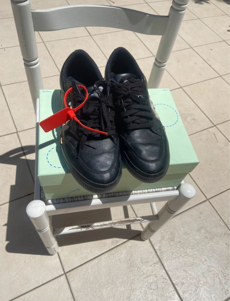 Off white vulcanized