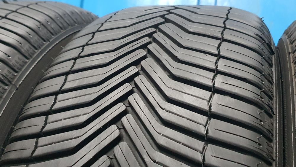 225/55 R18 Markowe opony całoroczne Michelin ! Rok 2021