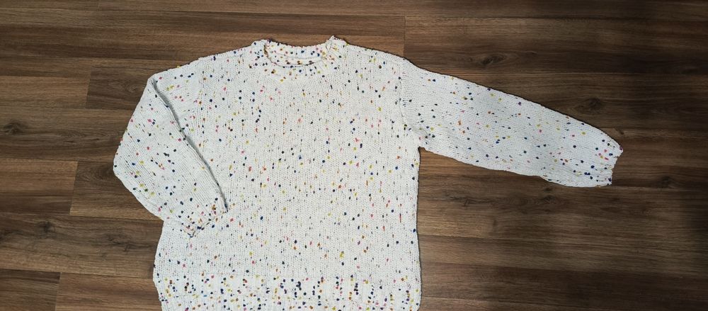 Sweterek Reserved r.152