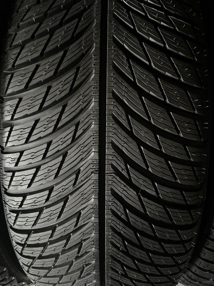 255/40/20+235/45/20 R20 Michelin Pilot Alpin 5 4шт нові зима