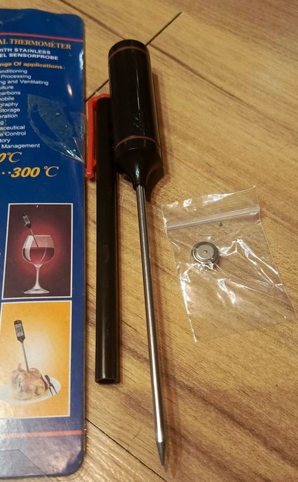 Kuchenny termometr szpilkowy.