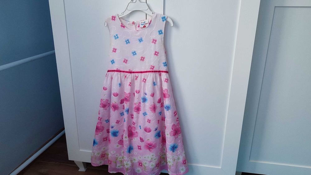Sukienka przepiękna r.128/134 kwiaty tiul SUPER STAN