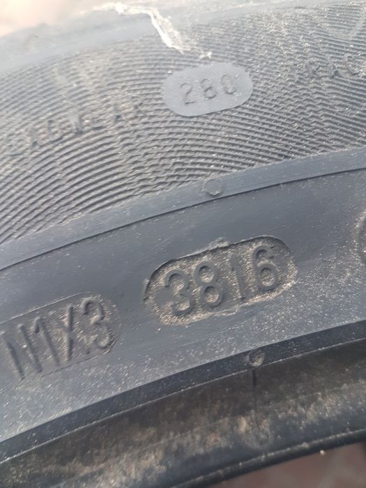 Сontinental PremiumContakt 2 215 55 R18 Резина 4шт Протектор 8мм