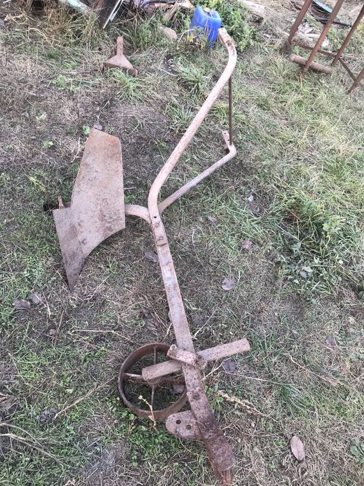 Продам плуг  кінний