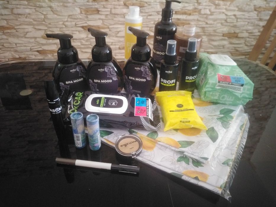 Nowe kosmetyki, perfumy i środki czystości – MIHI, żele, balsamy.