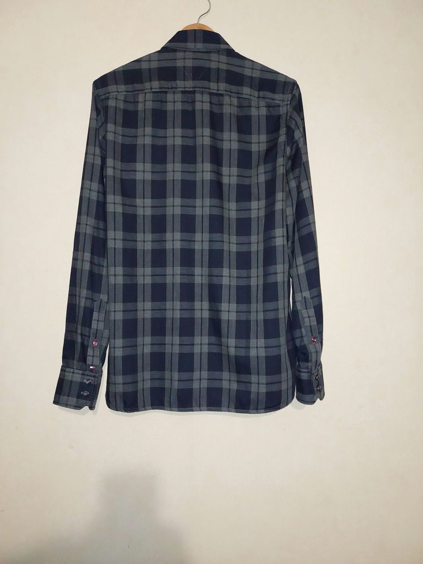 НЕношеная S (M) TOMMY HILFIGER крутейшая рубашка в клетку Купить